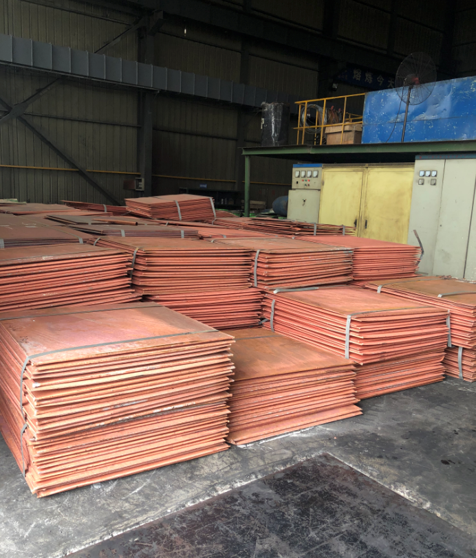 銅管生產(chǎn)現(xiàn)場(chǎng)-原材料(1#電解銅)