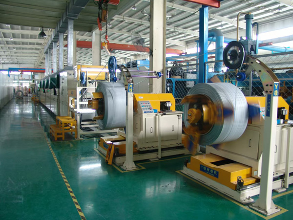 鋁管生產(chǎn)現(xiàn)場(chǎng)